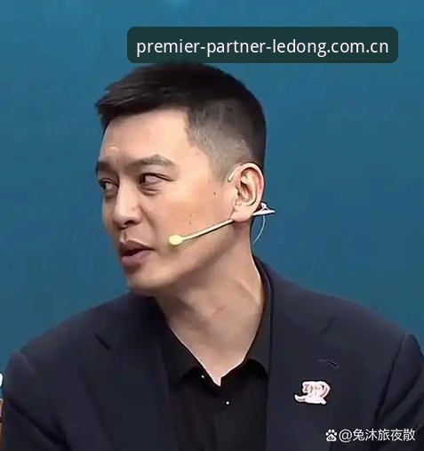 杨鸣辣评C罗压力大 乐动体育平台前锋进球潮引发宝威竞品对比评测关注